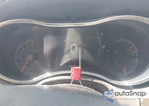 2014 Jeep Grand Cherokee Overland z USA, uszkodzony, nr VIN 1C4RJFCT3EC105537